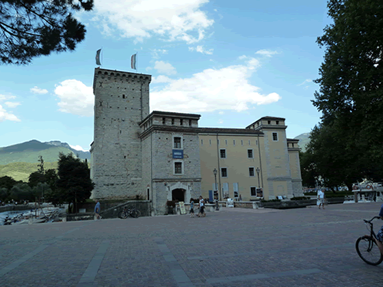 hrad riva